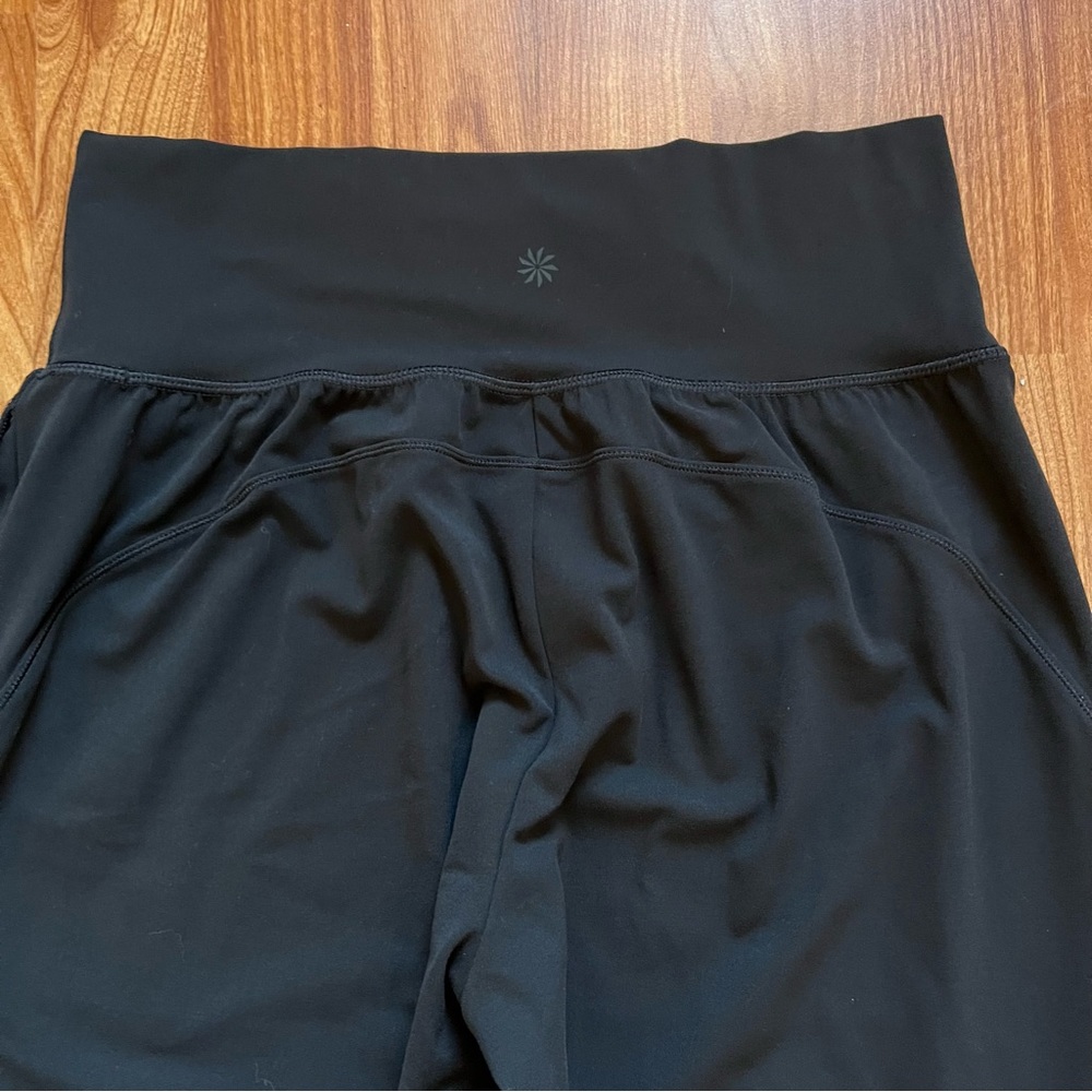 Athleta Salutation Cruise Jogger in Powervita Size Medium Black Stretchy 531288 - Picture 4 of 11